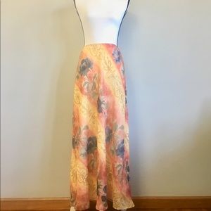 Lapis crinkle floral print maxi skirt